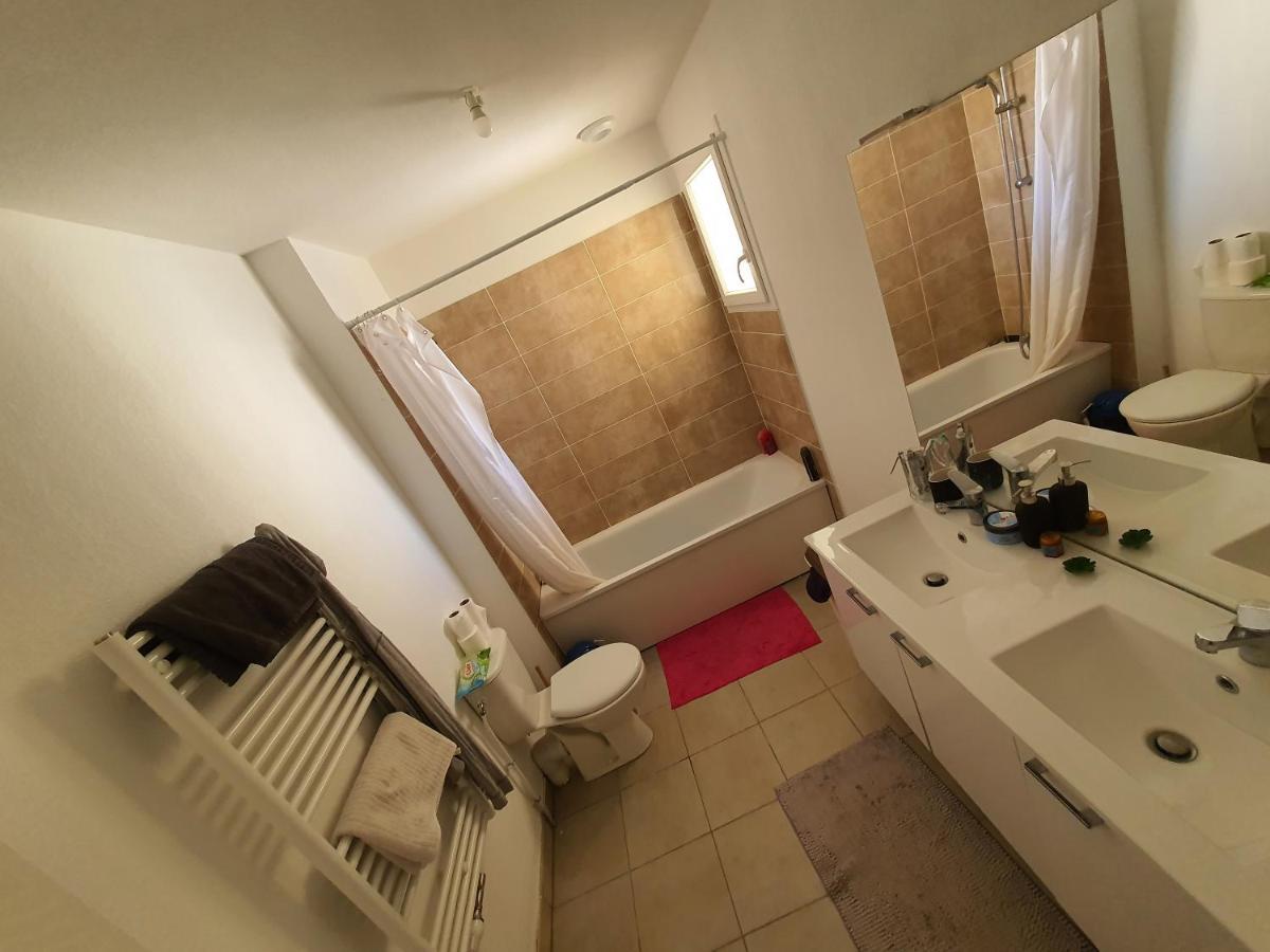 Chambre 11M2 Dans Maison Toute Equipee Tresses Exterior foto