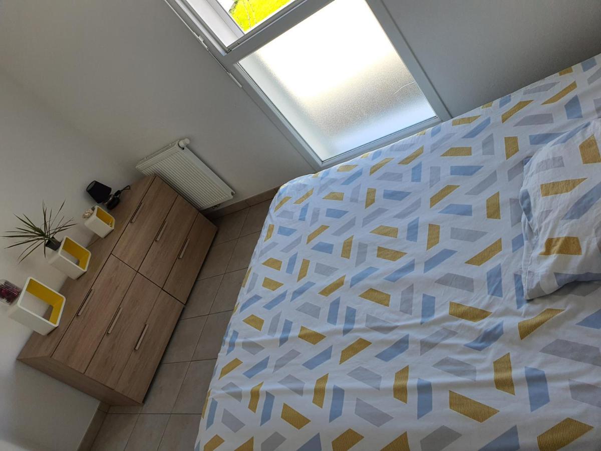 Chambre 11M2 Dans Maison Toute Equipee Tresses Exterior foto